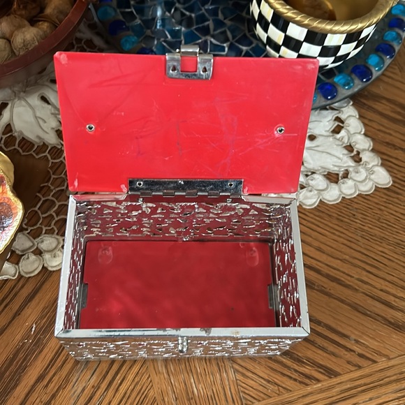 Vintage Silver Metal & Red Lucite Box Bag - Picture 7 of 10